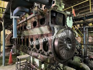 大型発電機3台・総重量500トン超の撤去工事事例。現地調査から工程計画、安全対策、特殊クレーンによる搬出、社内説明資料の作成まで、担当者が安心して進められる大型設備撤去のポイントを詳しく解説します。 / 大型発電機・非常用発電機買取.com 大型発電機3台・総重量500トン超の撤去工事事例。現地調査から工程計画、安全対策、特殊クレーンによる搬出、社内説明資料の作成まで、担当者が安心して進められる大型設備撤去のポイントを詳しく解説します。