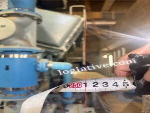 大型発電機の撤去・搬出・引き取り事例。秋田県の現場で、解体範囲、吊り上げ方法、輸送条件、アスベストへの事前確認まで整理し、遠方から大型非常用発電機の引き取りに対応しました。